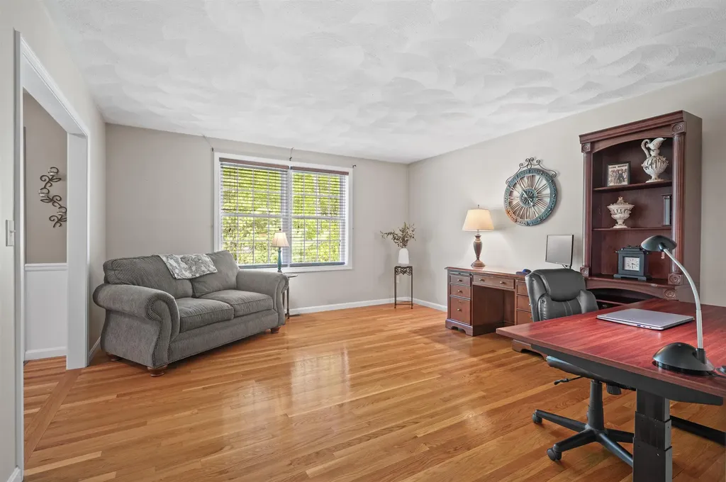 3 Deerhaven Drive Exeter NH 03833
