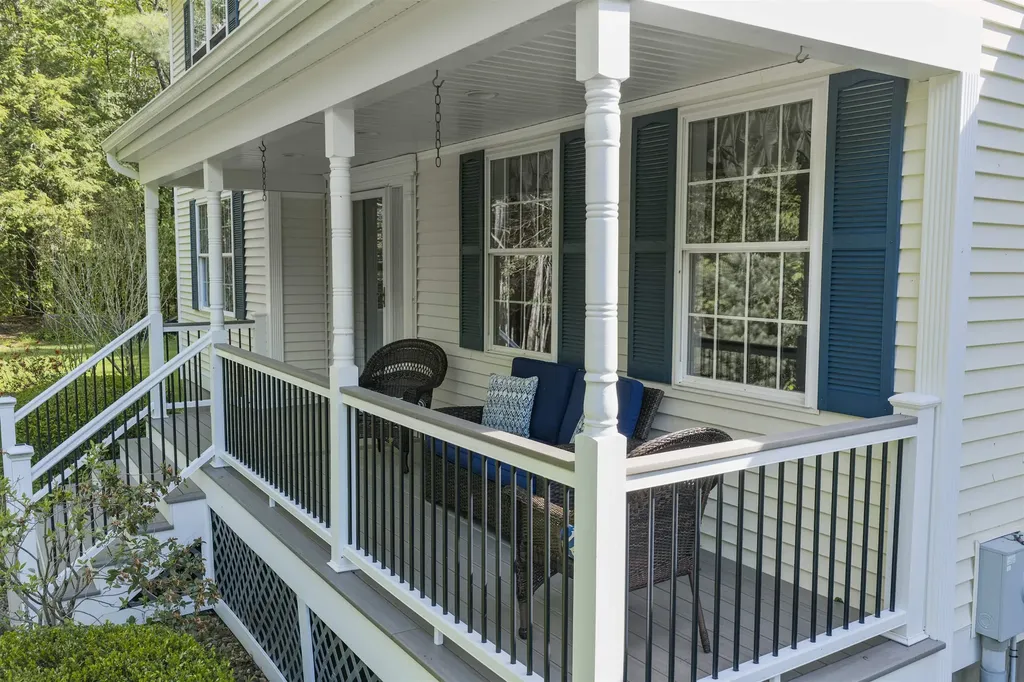 3 Deerhaven Drive Exeter NH 03833