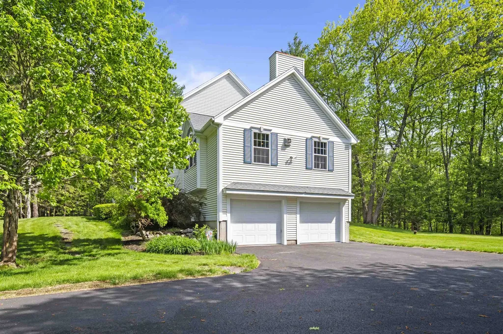 3 Deerhaven Drive Exeter NH 03833