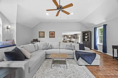 3 Deerhaven Drive Exeter NH 03833