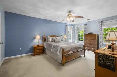 3 Deerhaven Drive Exeter NH 03833