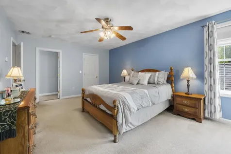 3 Deerhaven Drive Exeter NH 03833
