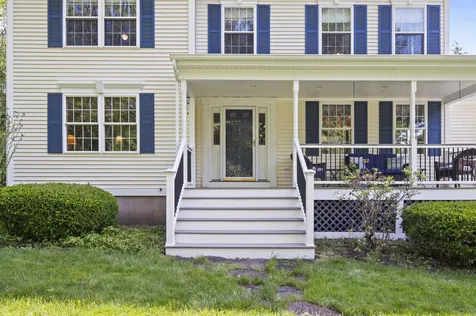 3 Deerhaven Drive Exeter NH 03833