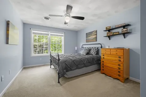 3 Deerhaven Drive Exeter NH 03833