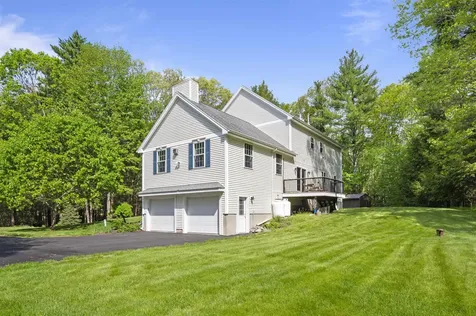3 Deerhaven Drive Exeter NH 03833