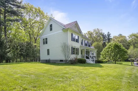 3 Deerhaven Drive Exeter NH 03833