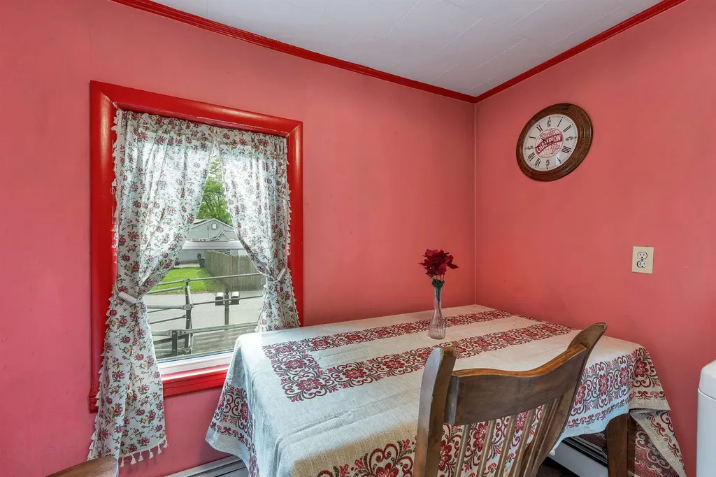 14 Belmont Street Salem NH 03079