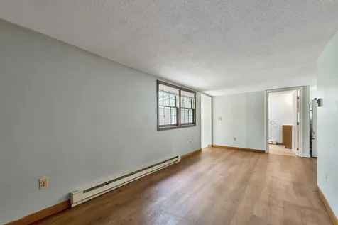 14 Belmont Street Salem NH 03079
