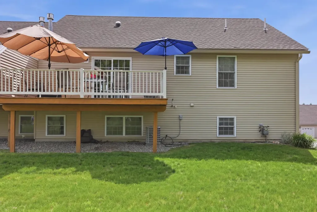 56 Hall Road Fremont NH 03044