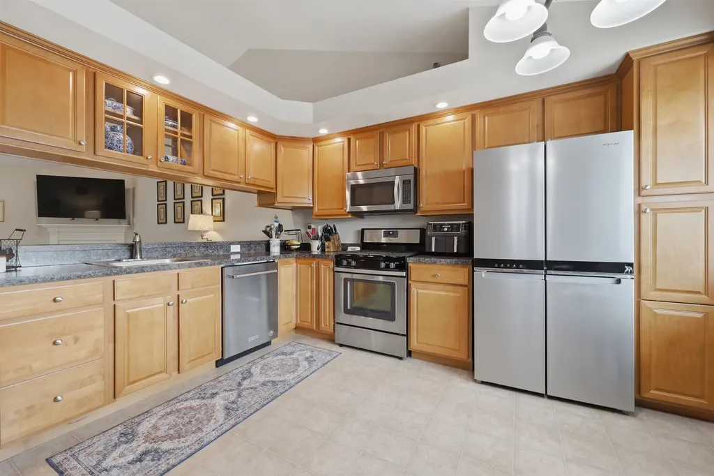 56 Hall Road Fremont NH 03044