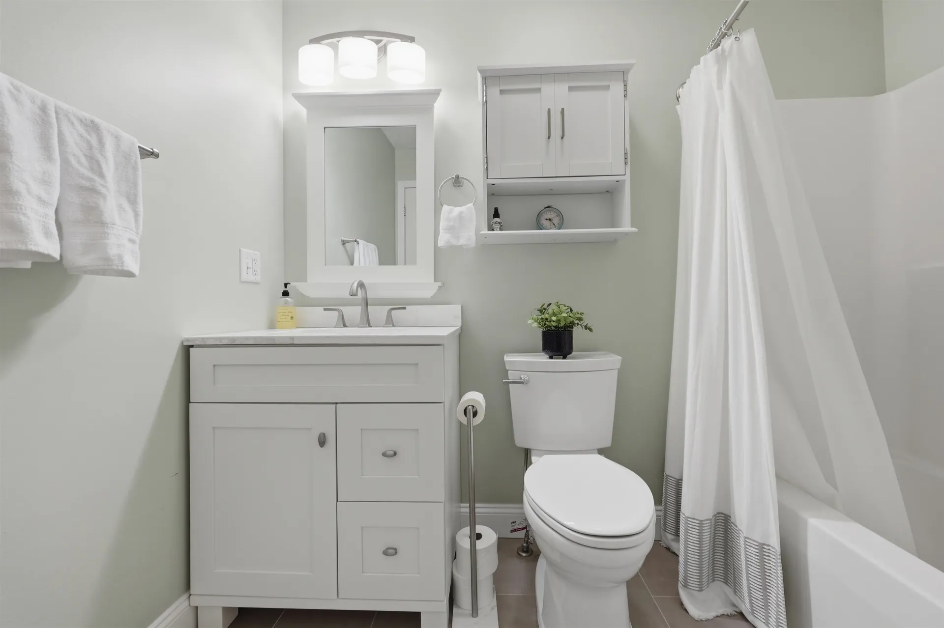 56 Hall Road Fremont NH 03044