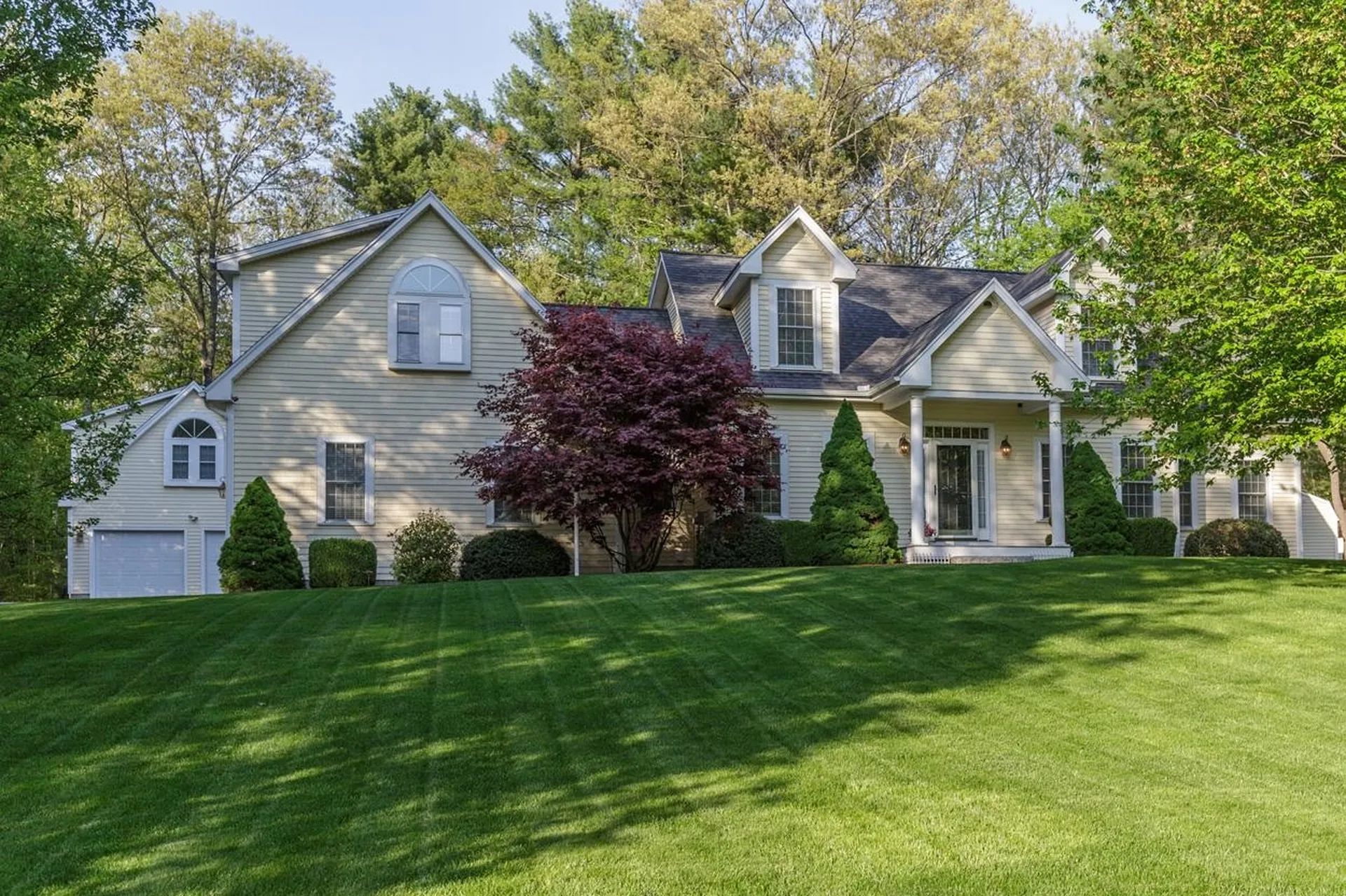 5 Glastombury Drive Sandown NH 03873