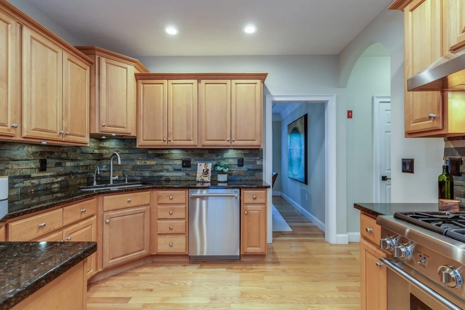 5 Glastombury Drive Sandown NH 03873