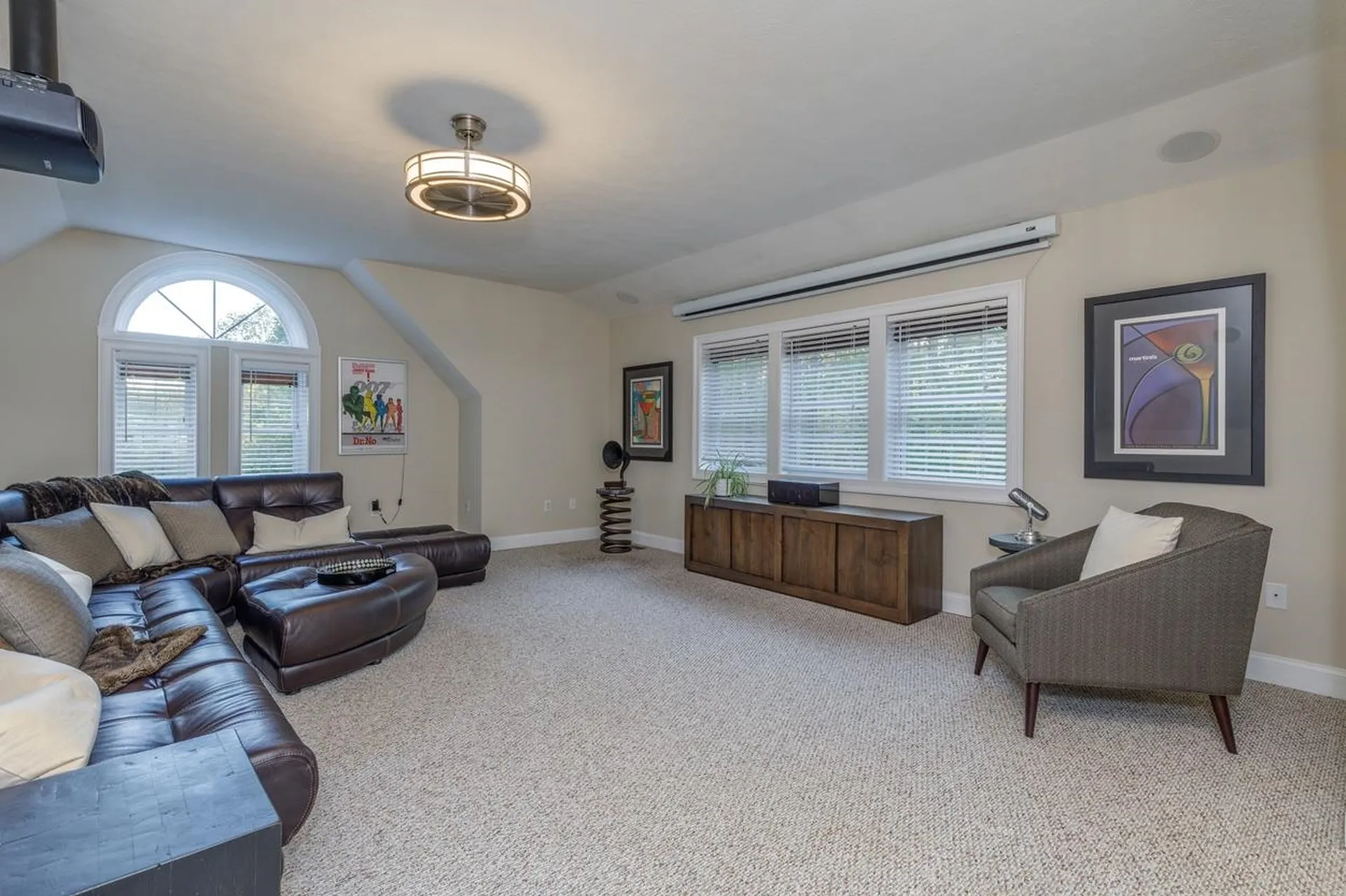5 Glastombury Drive Sandown NH 03873
