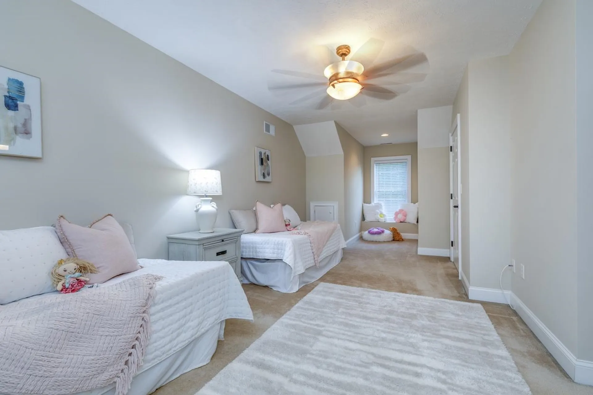 5 Glastombury Drive Sandown NH 03873