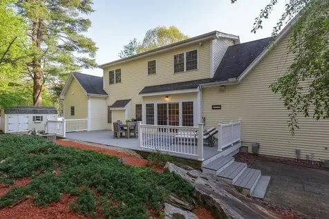 5 Glastombury Drive Sandown NH 03873
