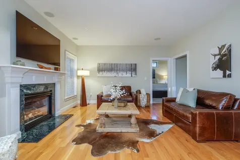 5 Glastombury Drive Sandown NH 03873