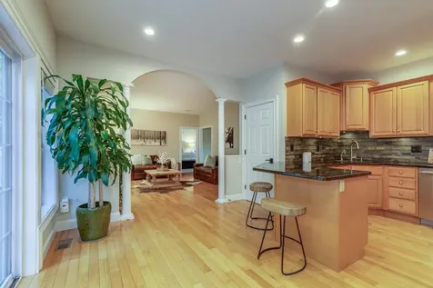 5 Glastombury Drive Sandown NH 03873