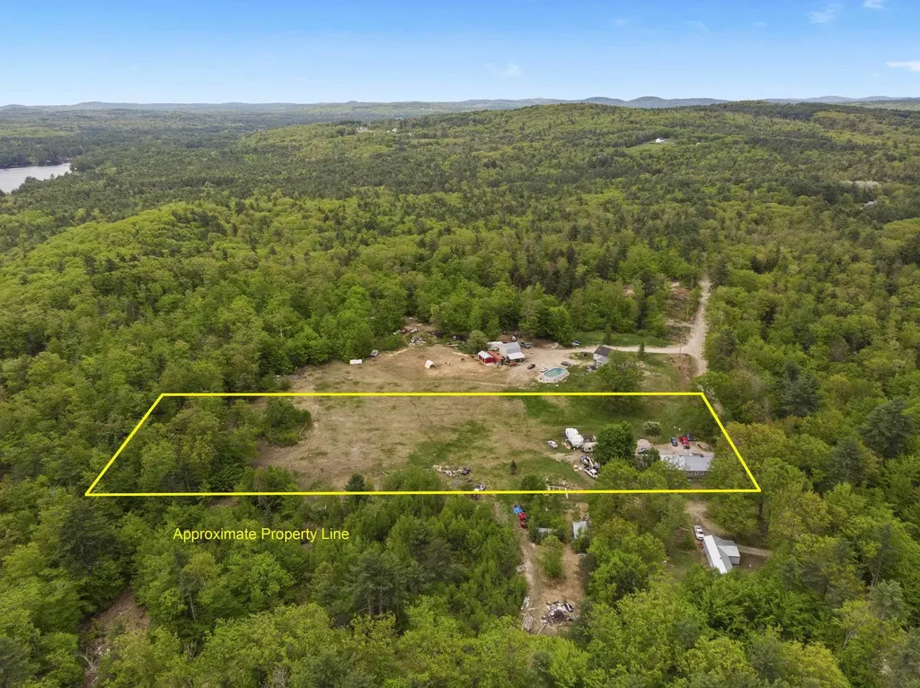 450 Leighton Corner Road Wakefield NH 03872