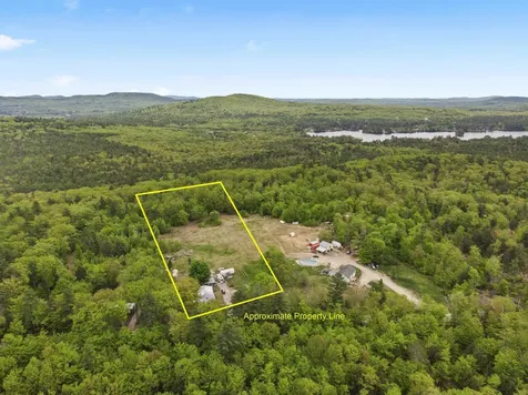 450 Leighton Corner Road Wakefield NH 03872