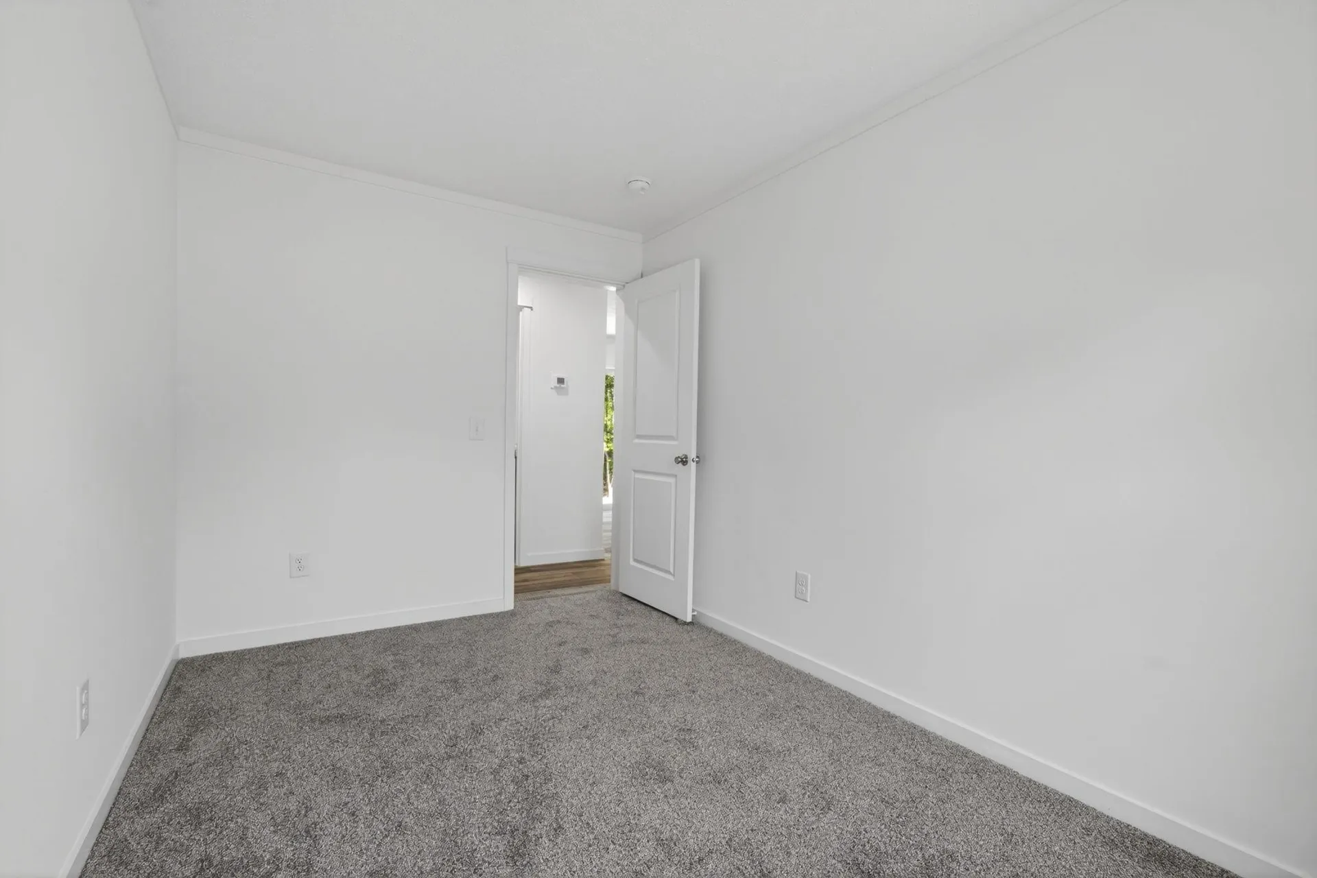 11 Hill Street Hillsborough NH 03244