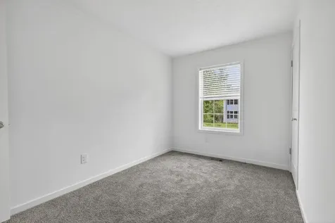 11 Hill Street Hillsborough NH 03244