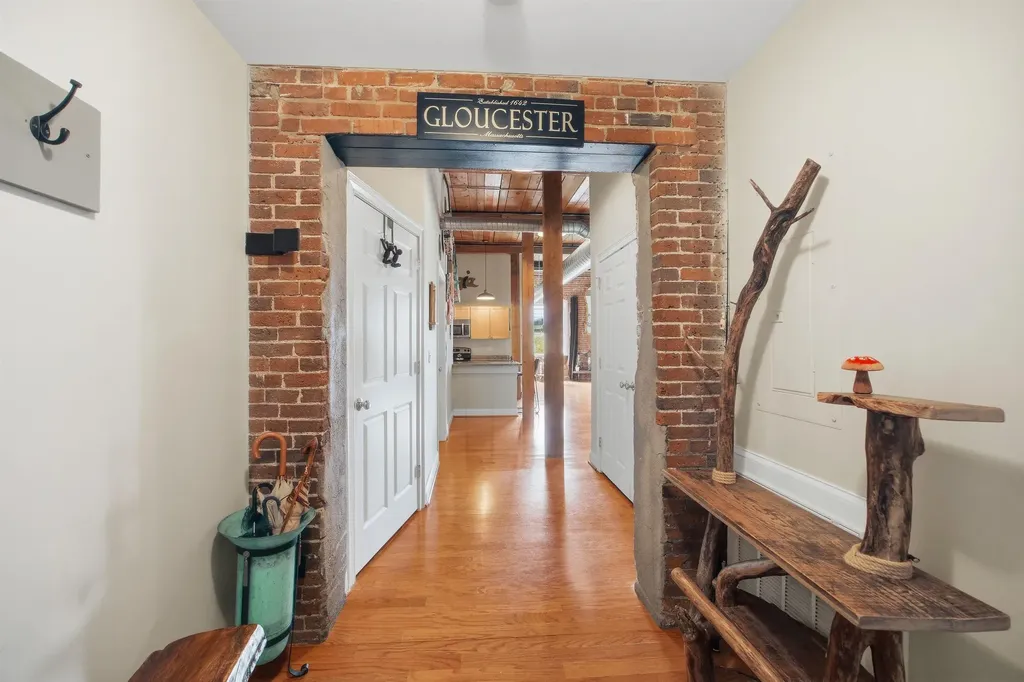 66 Landing Lane Laconia NH 03246
