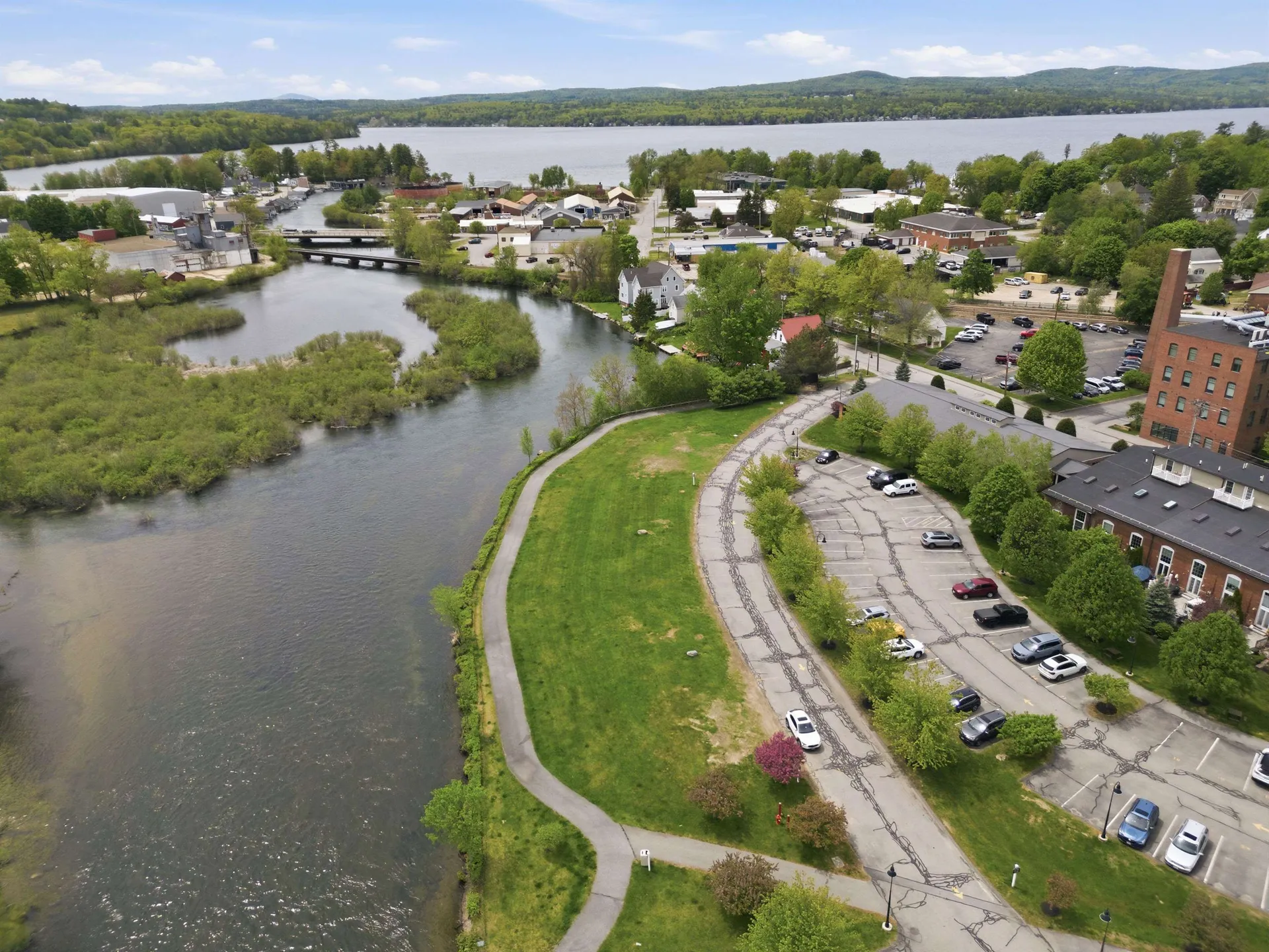 66 Landing Lane Laconia NH 03246