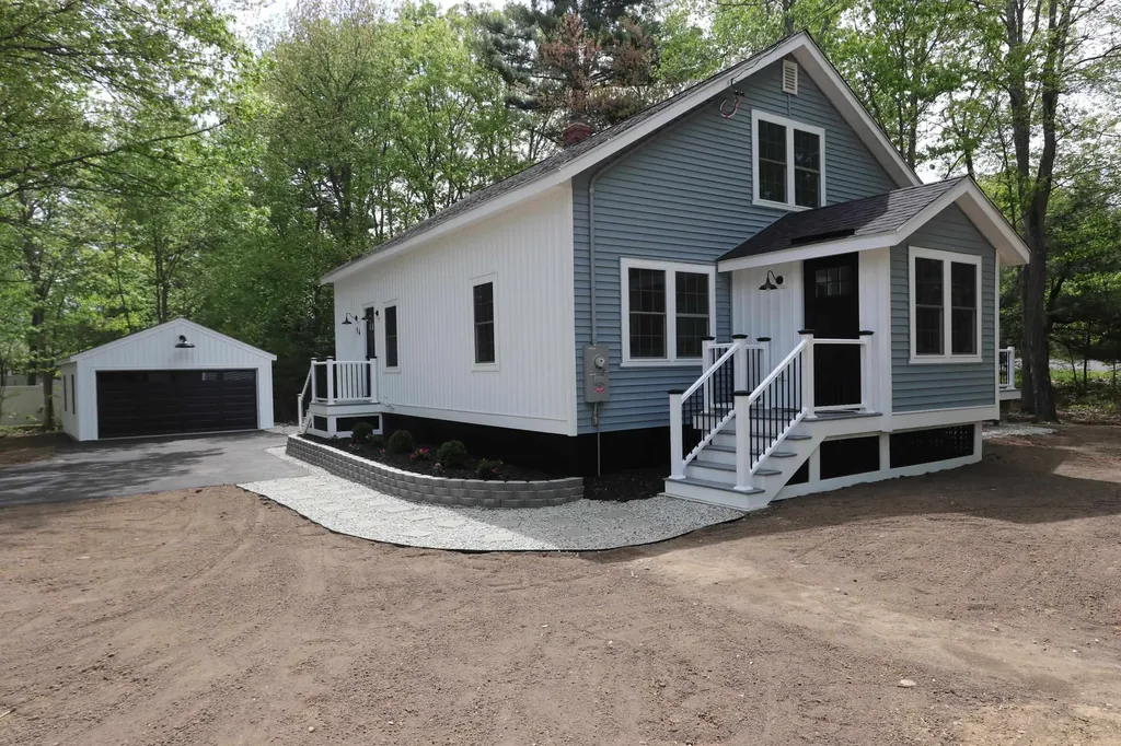 94 Blackwater Road Somersworth NH 03878