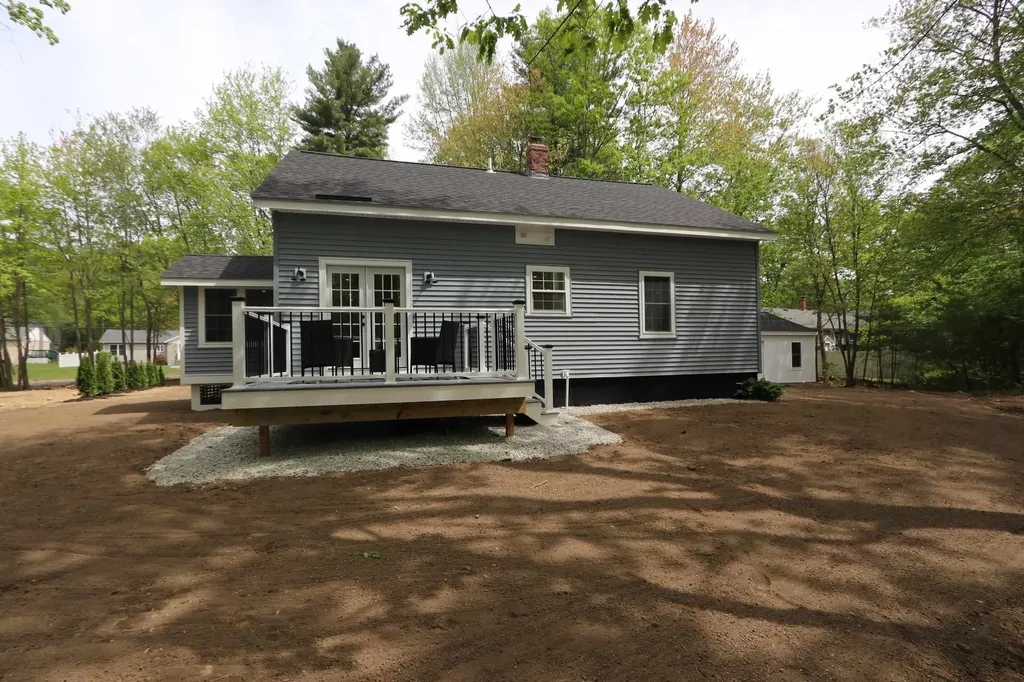 94 Blackwater Road Somersworth NH 03878