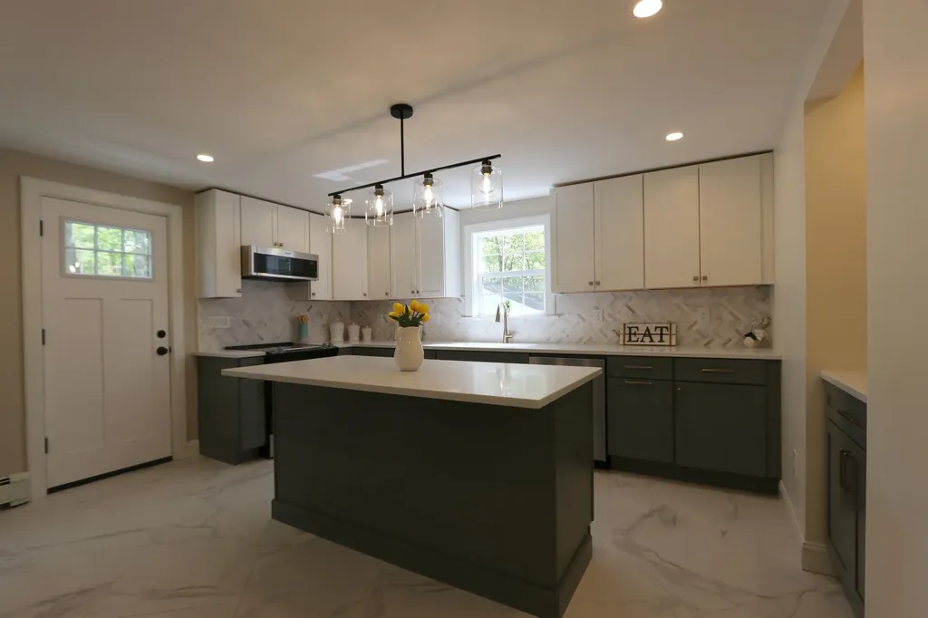 94 Blackwater Road Somersworth NH 03878