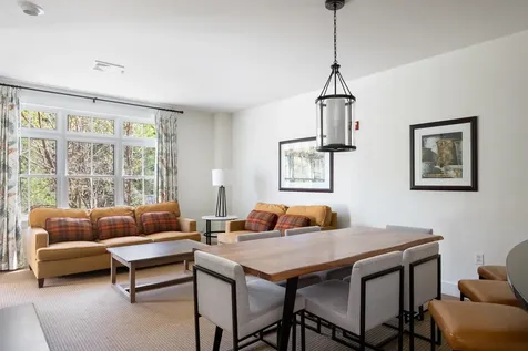 102 Forest Drive Warren VT 05674