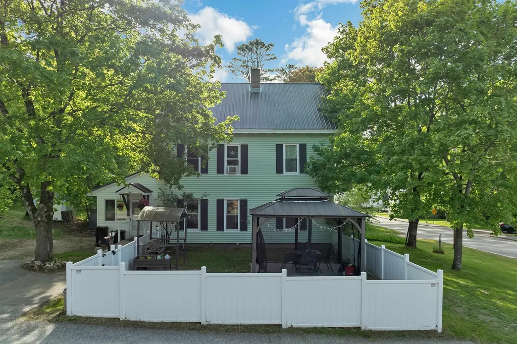 37 Merrill Street Plymouth NH 03264