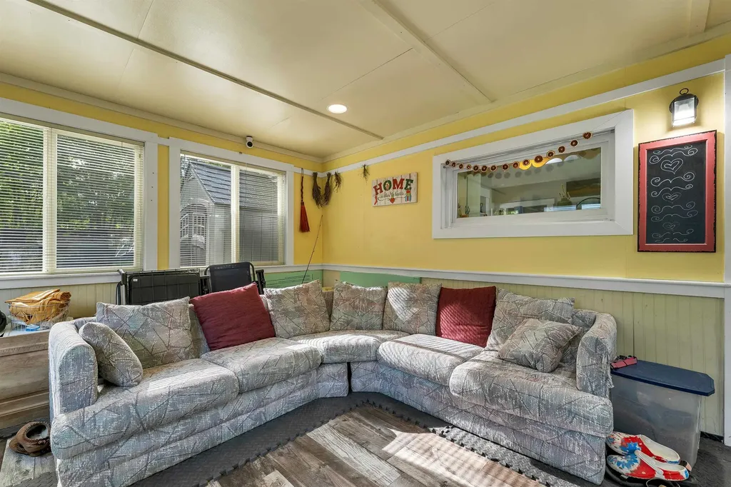 37 Merrill Street Plymouth NH 03264