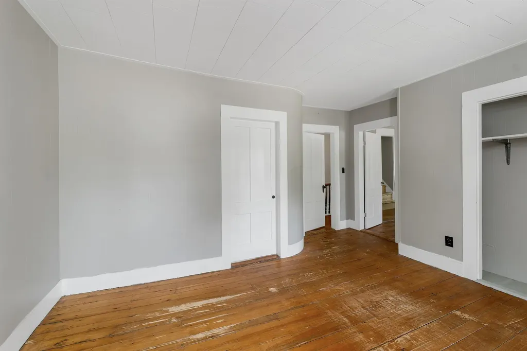 37 Merrill Street Plymouth NH 03264