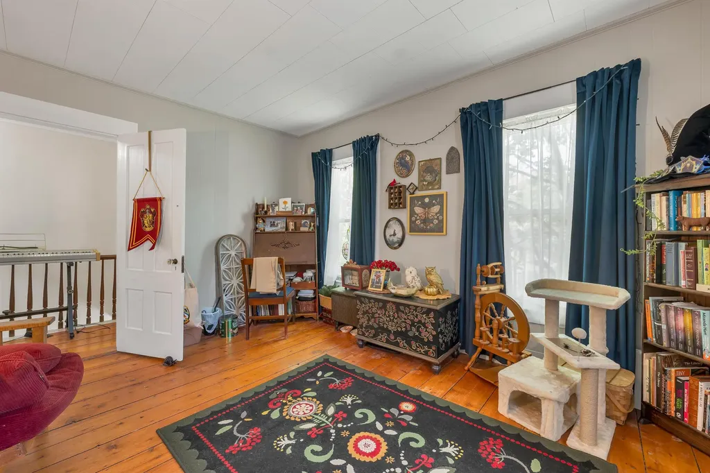37 Merrill Street Plymouth NH 03264