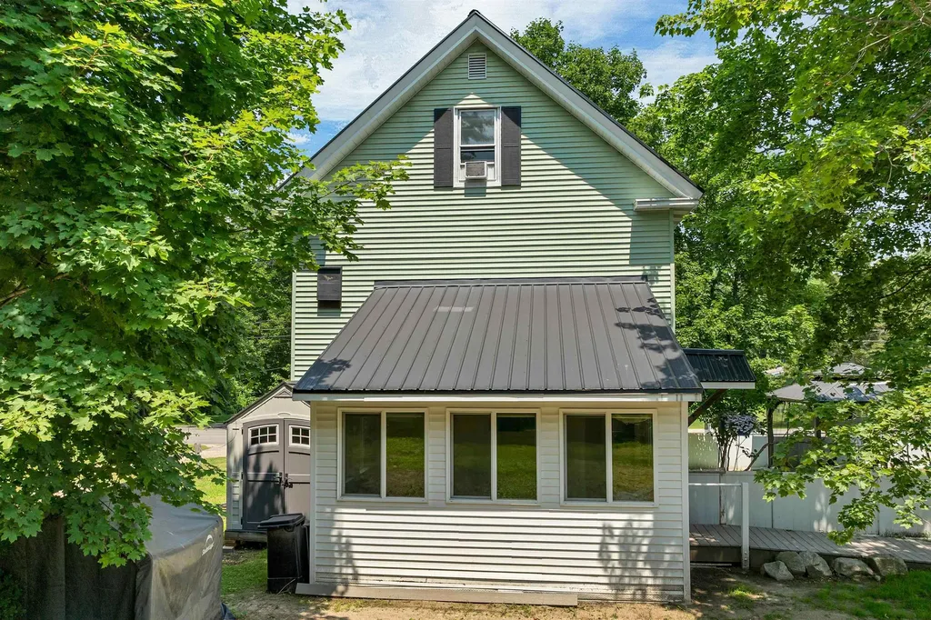 37 Merrill Street Plymouth NH 03264