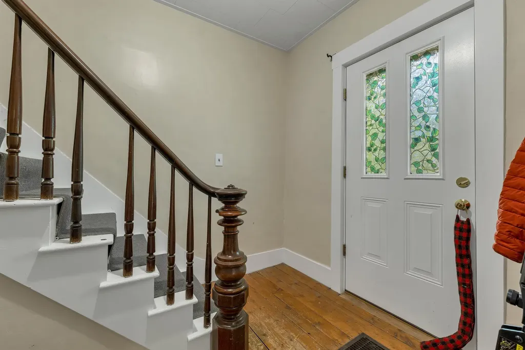 37 Merrill Street Plymouth NH 03264