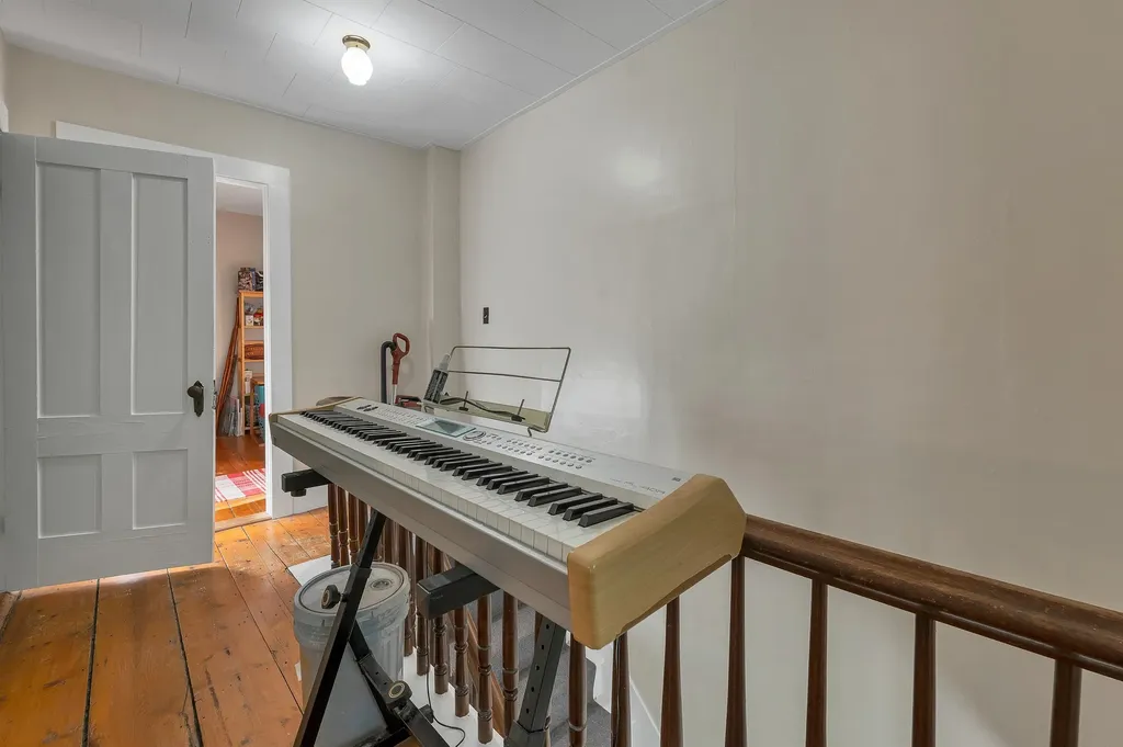 37 Merrill Street Plymouth NH 03264