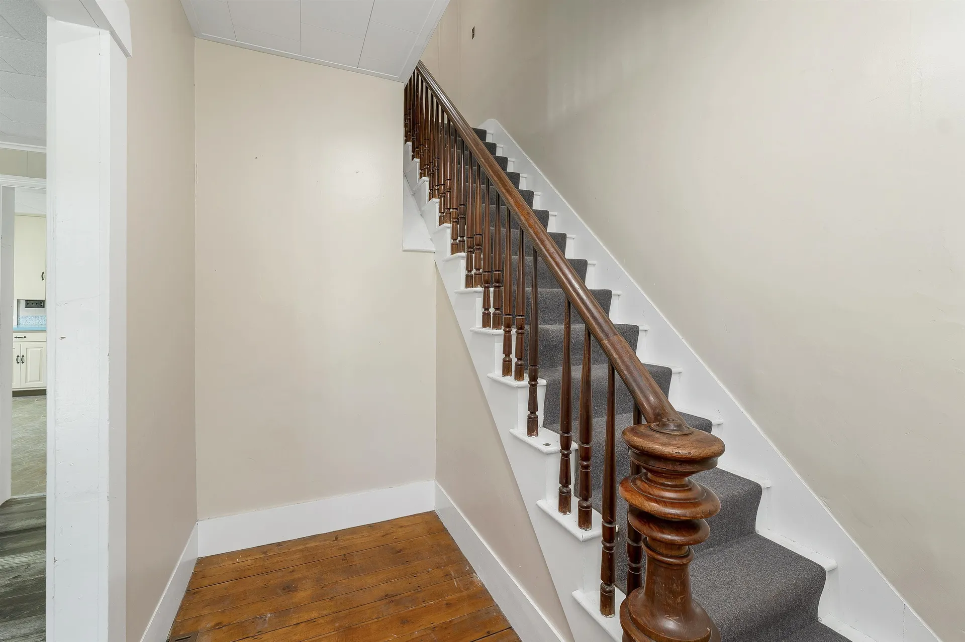 37 Merrill Street Plymouth NH 03264