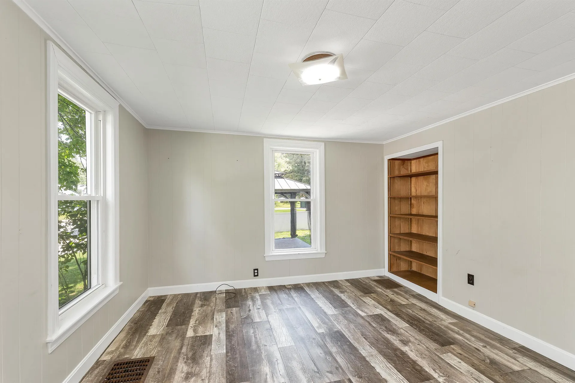 37 Merrill Street Plymouth NH 03264