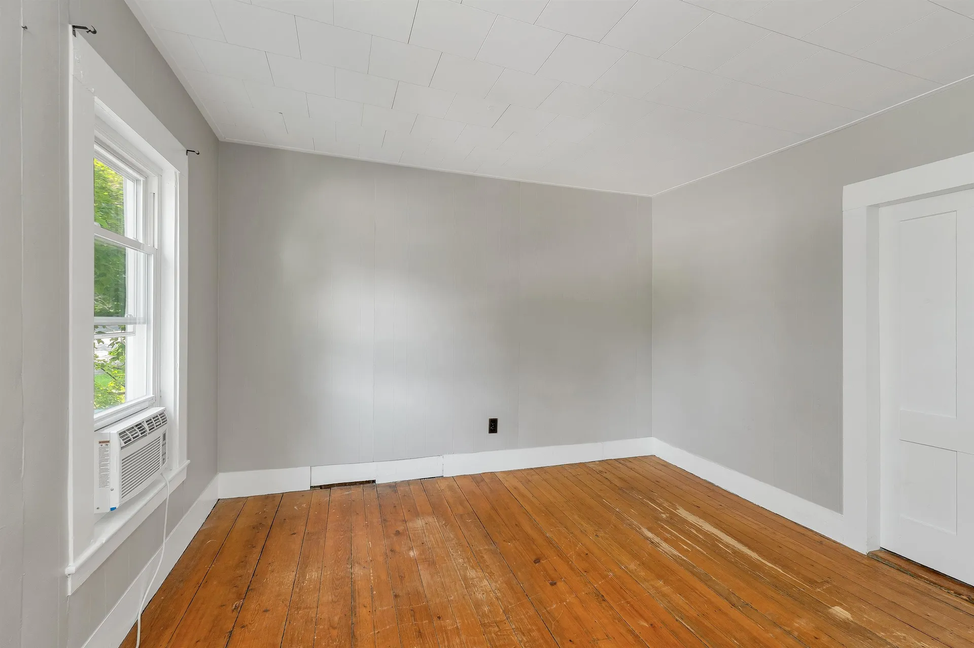37 Merrill Street Plymouth NH 03264