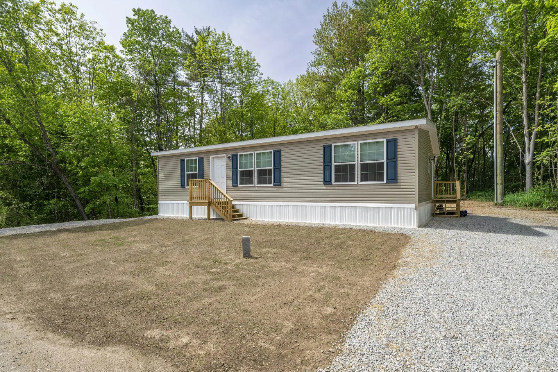 11 Hill Street Hillsborough NH 03244