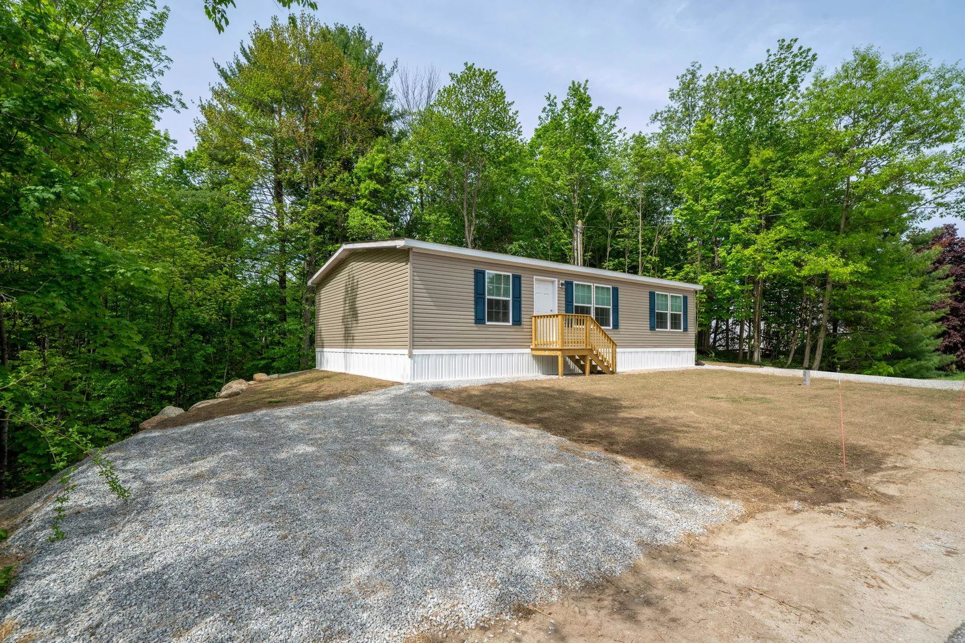 11 Hill Street Hillsborough NH 03244