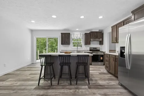 11 Hill Street Hillsborough NH 03244