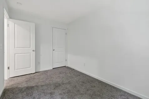 11 Hill Street Hillsborough NH 03244