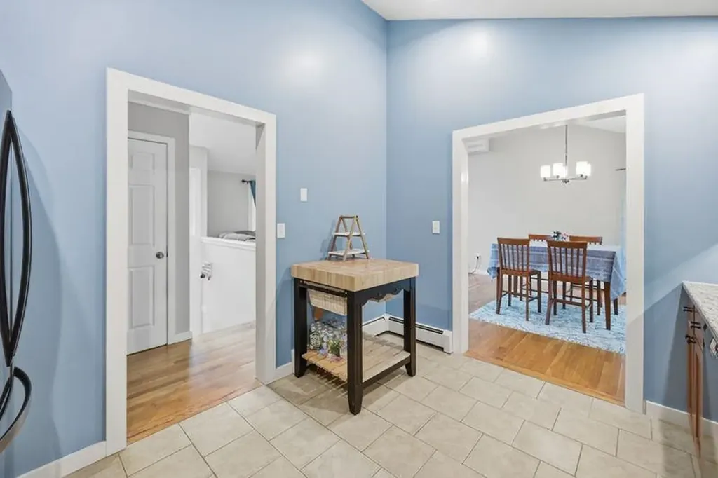 10 Hillside Road Kingston NH 03848