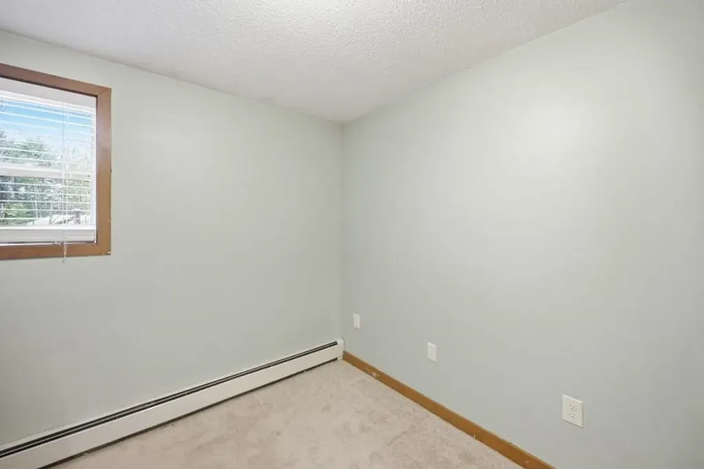 10 Hillside Road Kingston NH 03848
