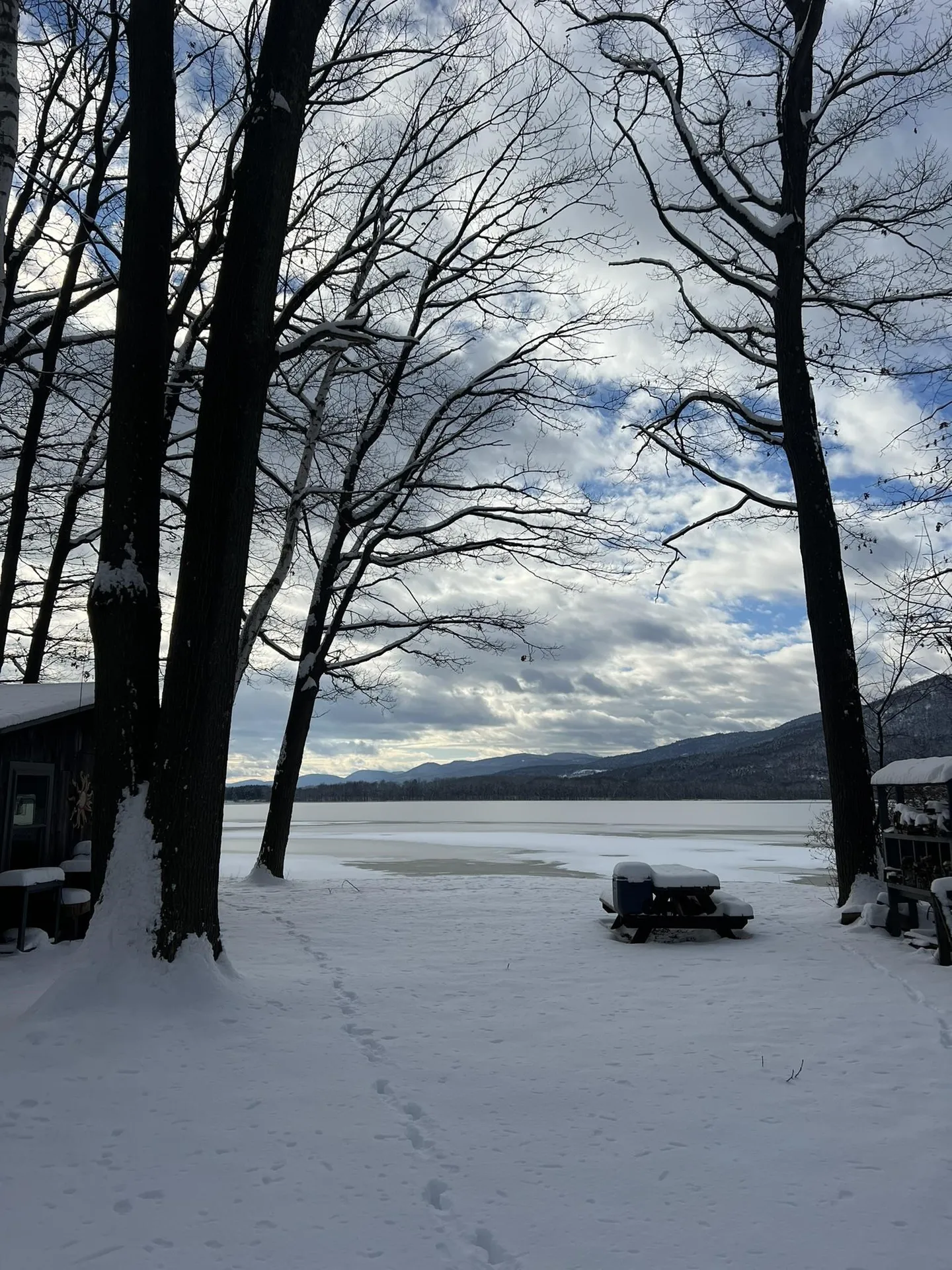 85 Island Drive Bridport VT 05734-9300