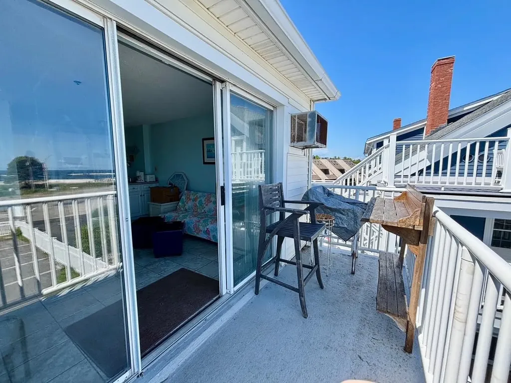 933 Ocean Boulevard Hampton NH 03842